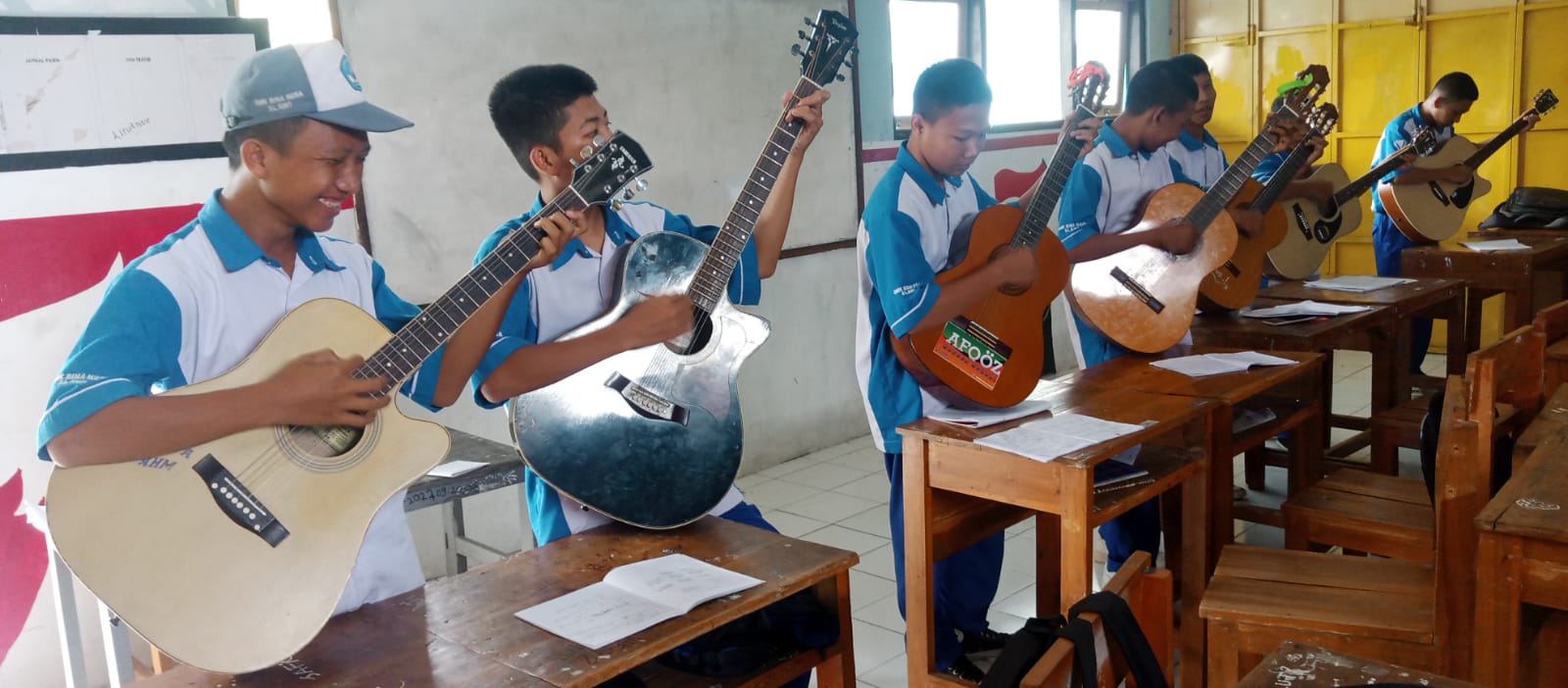 Penyajian Musik Gitar Pada Mata Pelajaran Seni Budaya